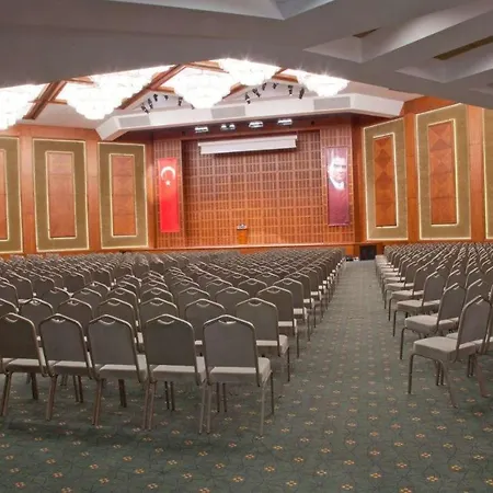 Eliz Convention Center Thermal & Wellnes Hotel